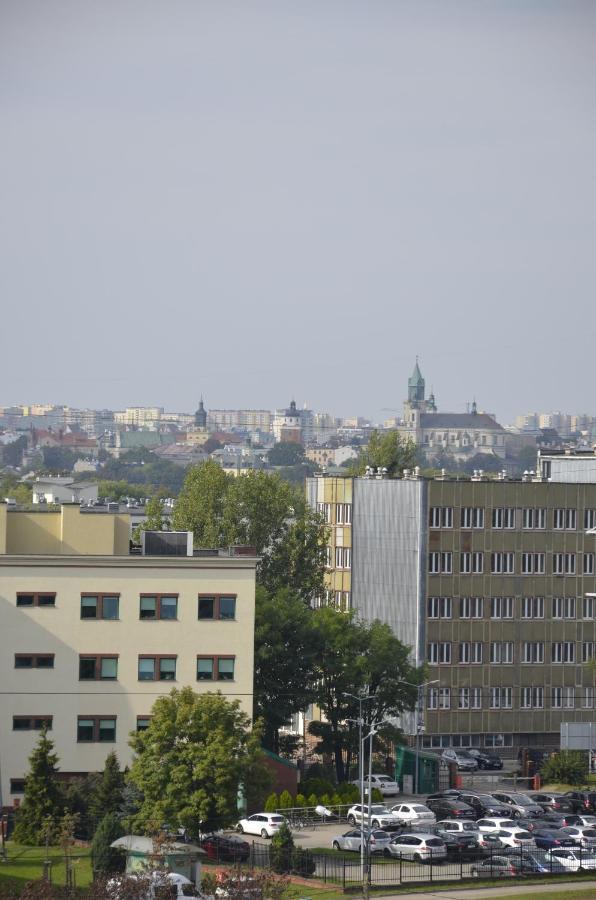 Апартаменти Bm Apartament - Z Miejscem Parkingowym Люблін Екстер'єр фото